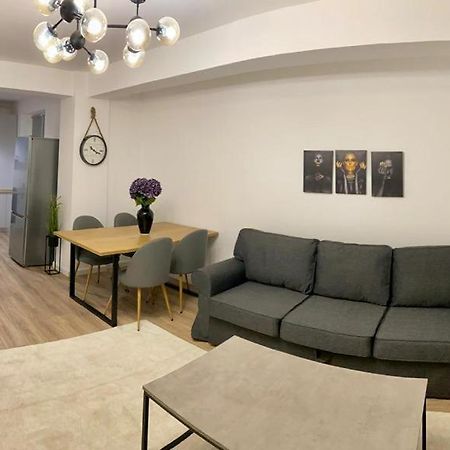 Downtown Flat 1 Apartment Blaj Bagian luar foto
